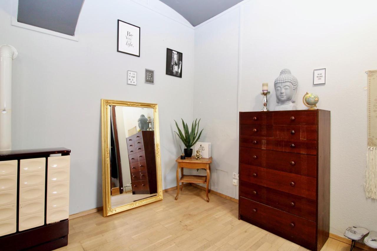 Apartment Artist In Center Wien