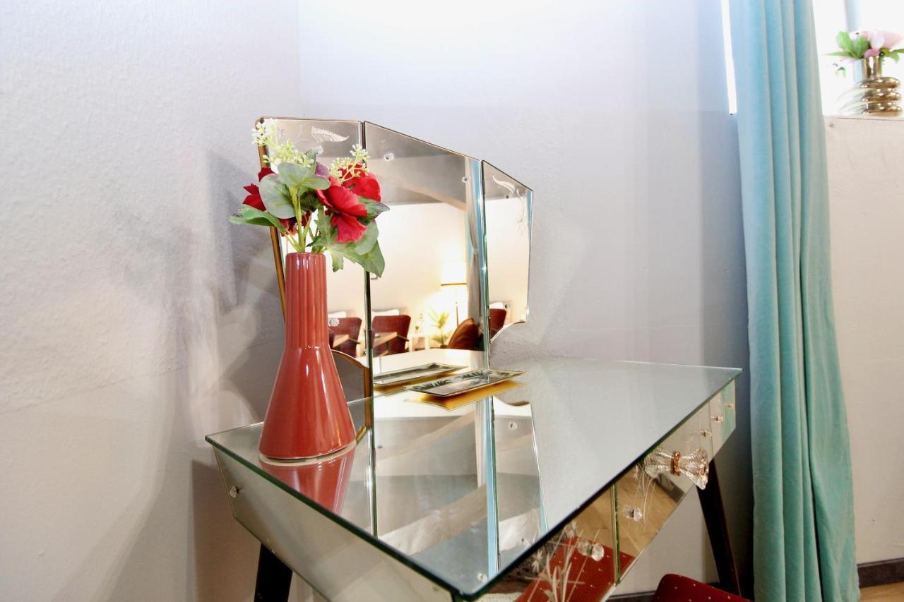 Apartment Artist In Center Wien